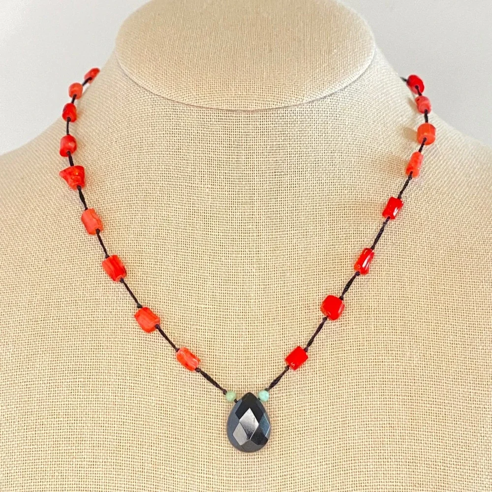 Vintage Red Coral Black Onyx Teardrop Pendant Necklace Sterling Silver 925 Clasp